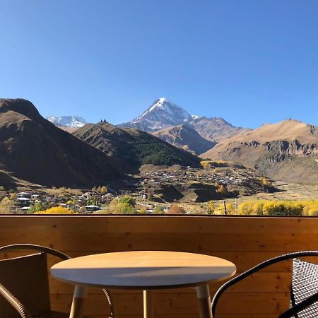 Rustaveli St11 Hotel Kazbegi Bagian luar foto