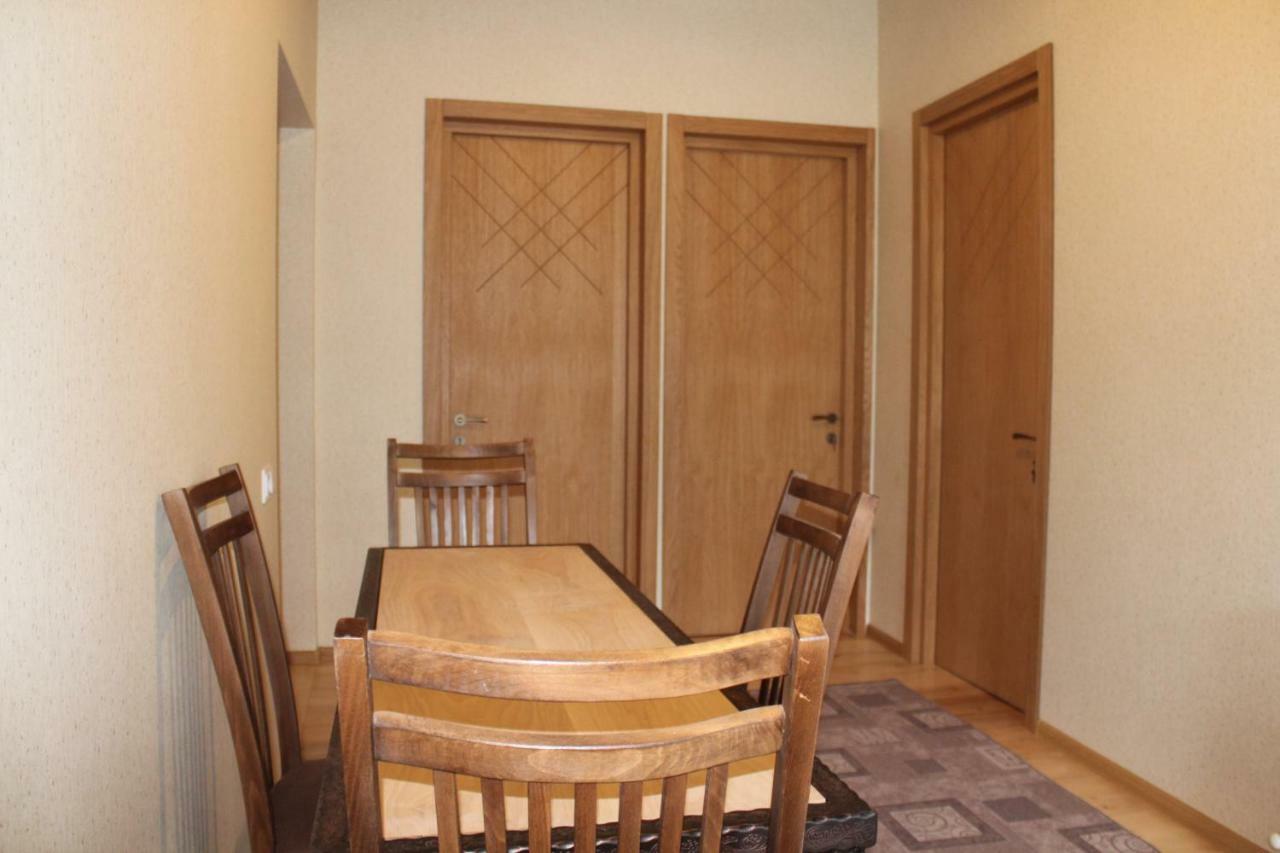 Rustaveli St11 Hotel Kazbegi Bagian luar foto